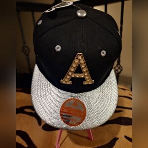 NwT!! NEW League Diamond "A" Metal Snapback Cap w/ Faux SnakeSkin Silver Brim